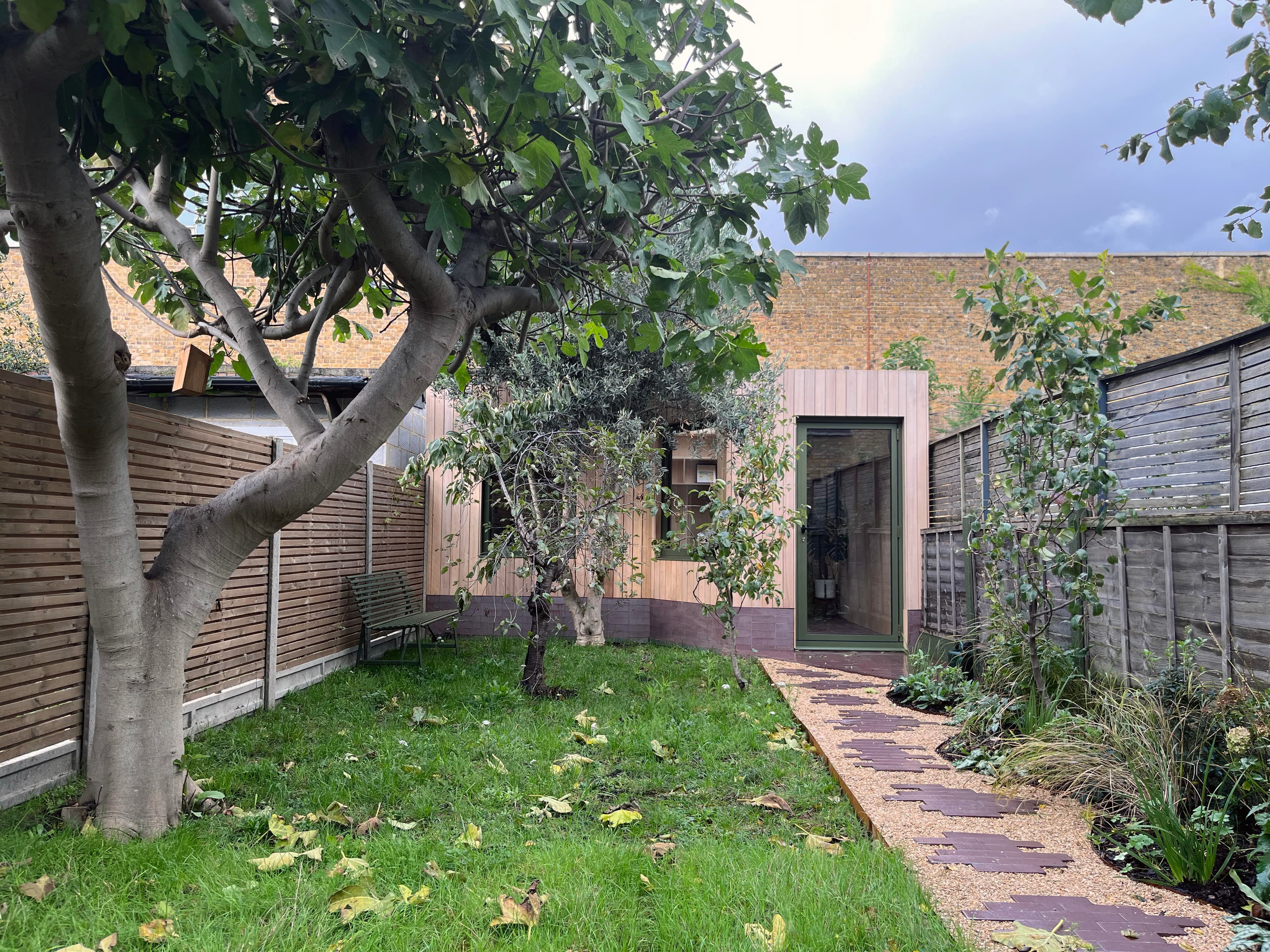 Structural engineering garden office, timber